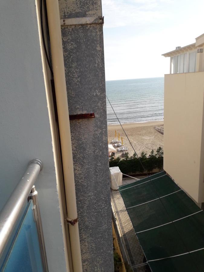 Seaside Deluxe Apartment Durres Exterior photo